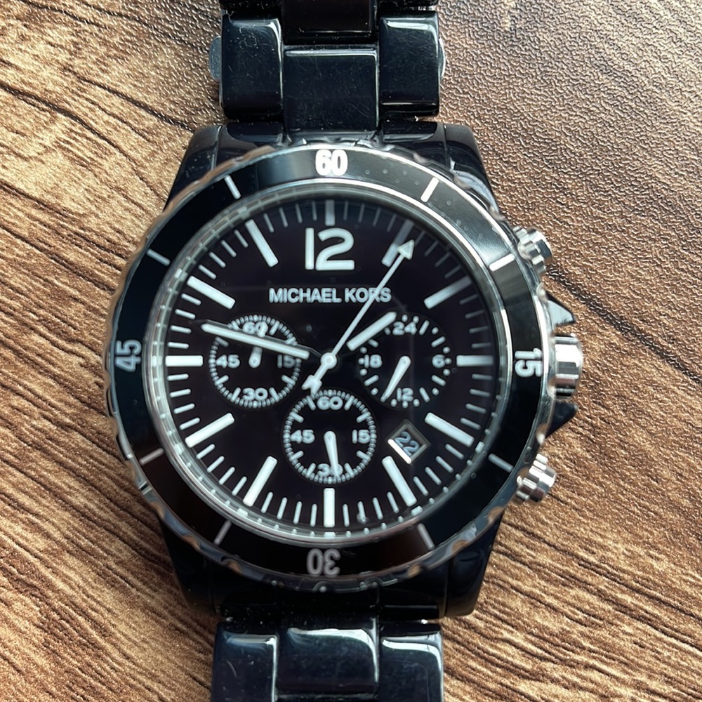 Michael Kors large watch - Picture 2 of 7